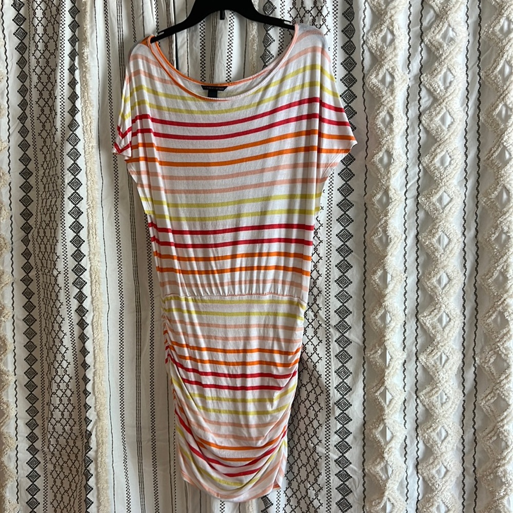 Beach cover up dress from VS. Off shoulder fit, ruched bottom. Size s